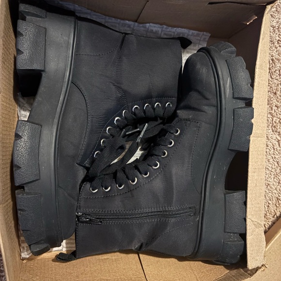 Steve Madden Black Combat Boots - Picture 2 of 8